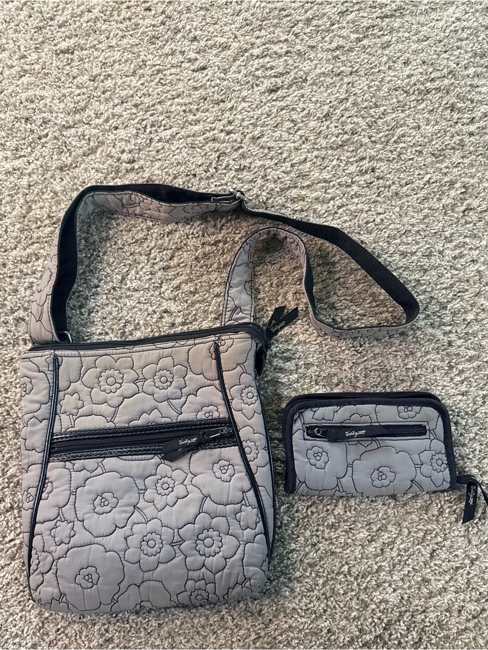 Thirty-One Gray Quilted Poppy Crossbody Bag and Soft Wallet Matching Set